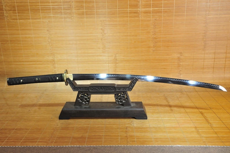 Mono Steel Real Hamon Kuro Mokko Katana 1 _dsc1902